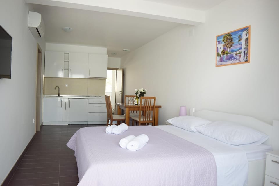 Property building, Bedroom