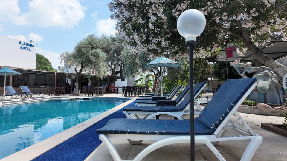 Swimming pool