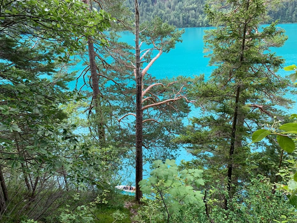 Hiking, Lake view