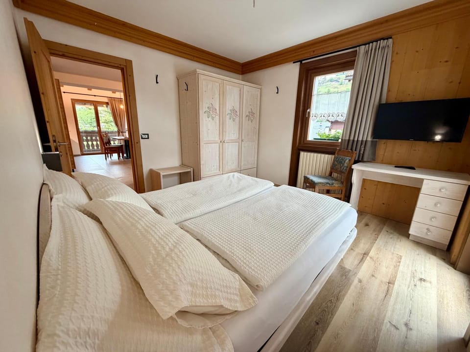 Rosengarden Alpine Residence Apartment hotel in Canton of Grisons