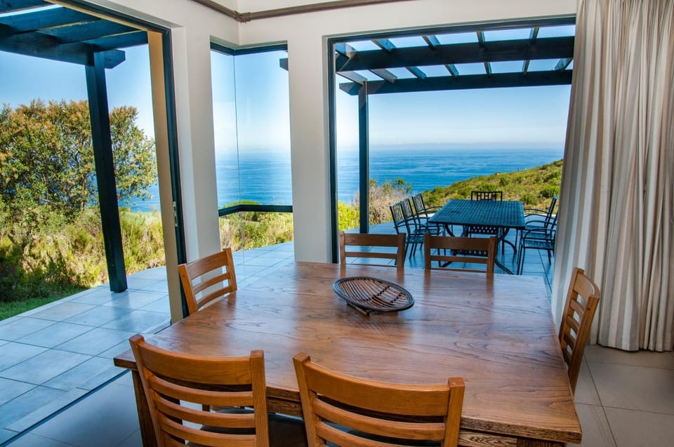 Patio, View (from property/room), Balcony/Terrace, Seating area, Dining area, Sea view