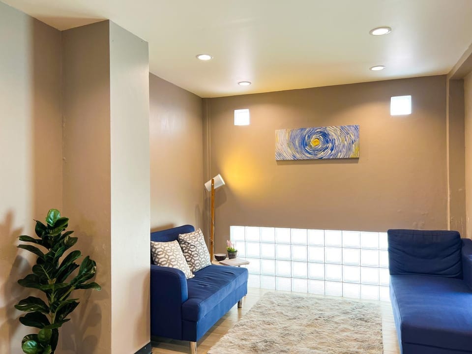 Lobby or reception, Seating area