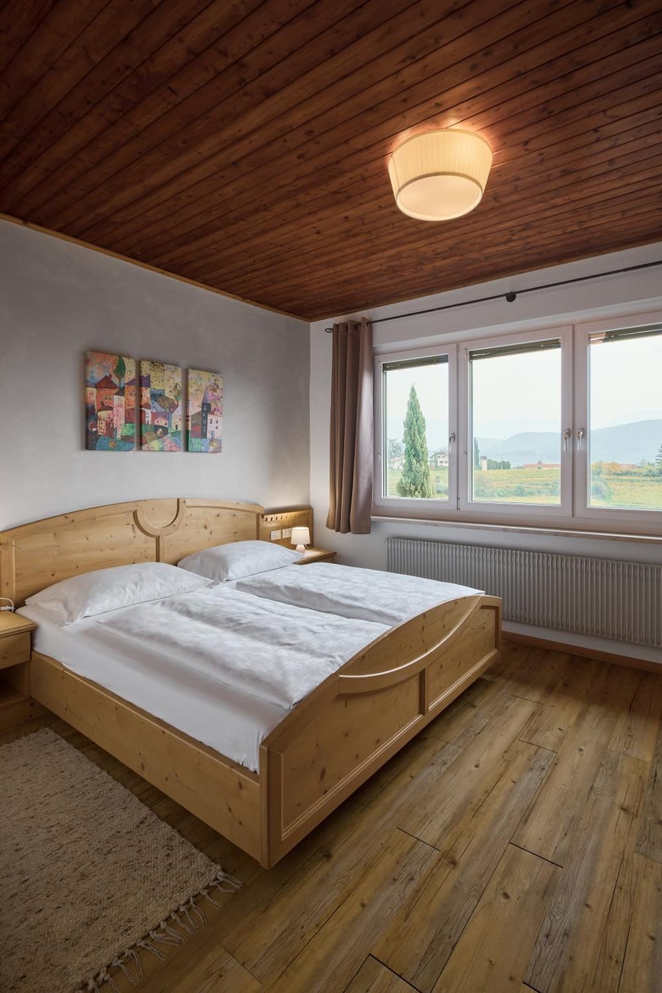 Bed, Photo of the whole room, Bedroom, internet