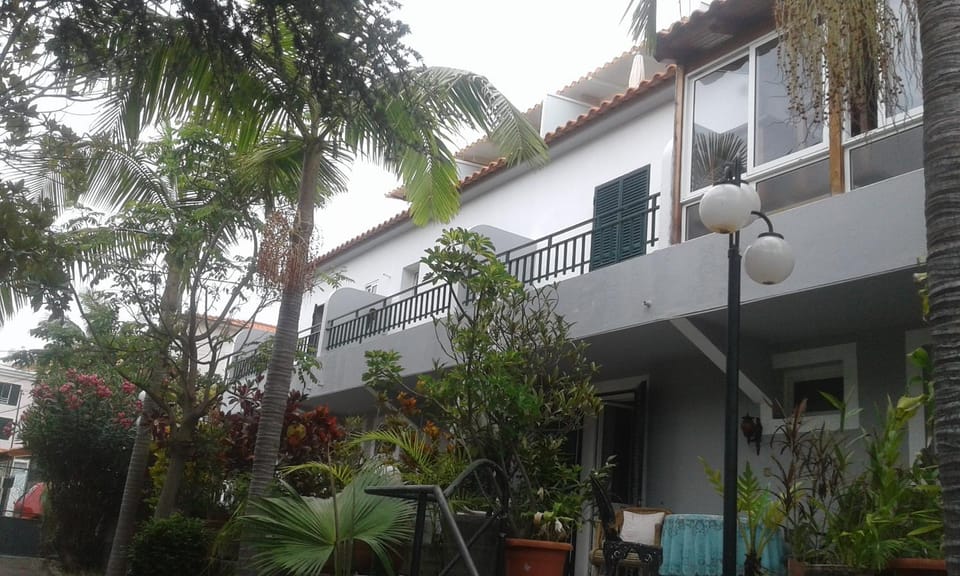 Property building, Balcony/Terrace, Garden view