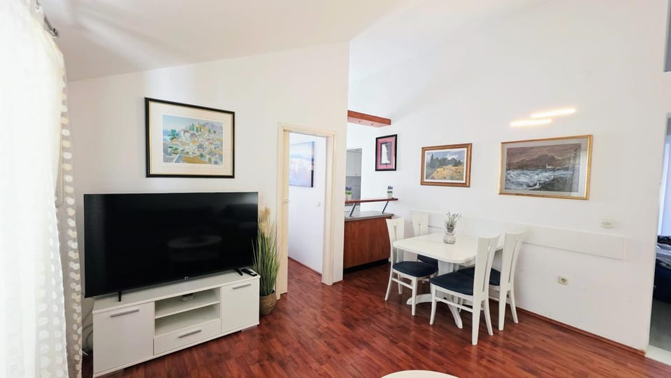 Apartman Beus-five min form the beach Apartment in Makarska