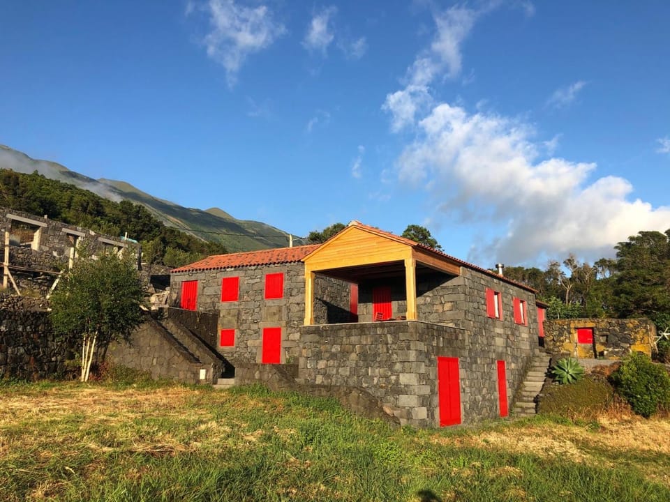 Casa do Cedro do Mato Farm Stay in Azores District