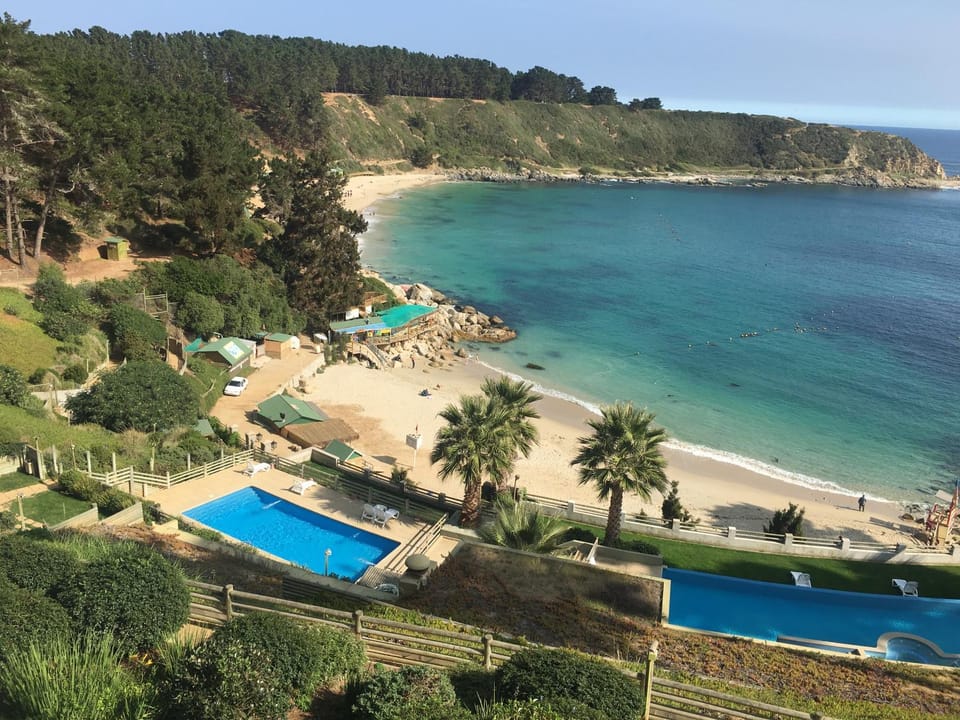 Mountain view, Pool view, Sea view