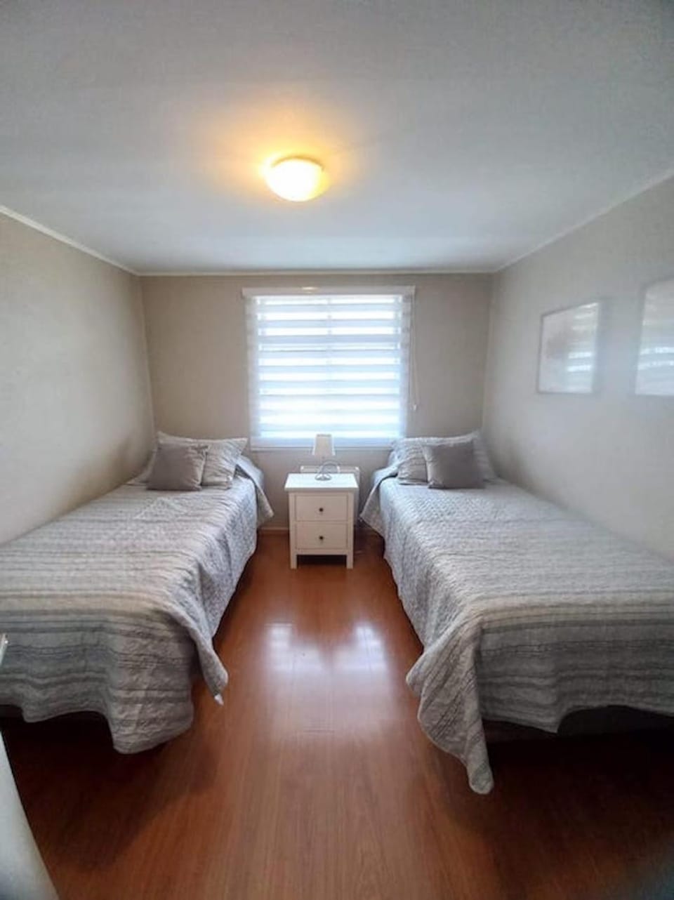 Photo of the whole room, Bedroom