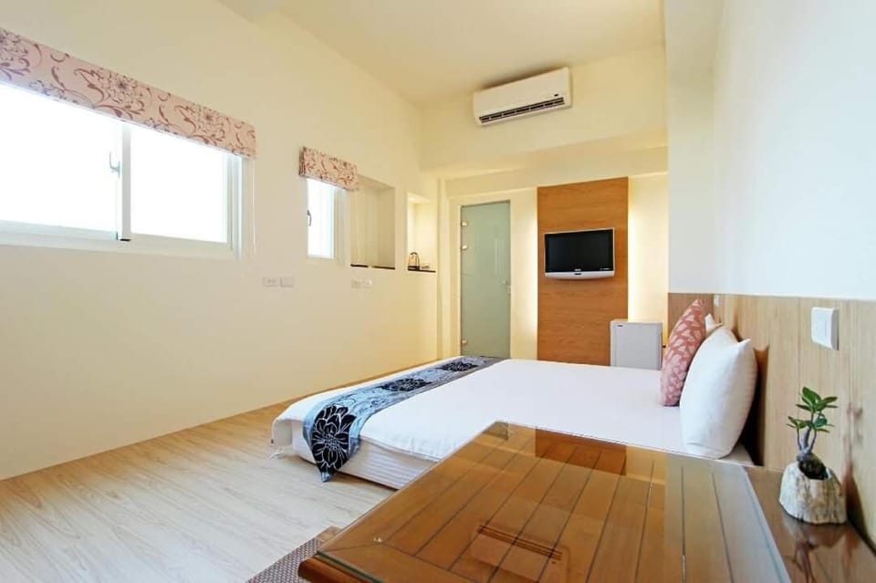 開心居-正市中心電梯民宿-步行東大夜市5分鐘 Vacation rental in Taiwan, Province of China