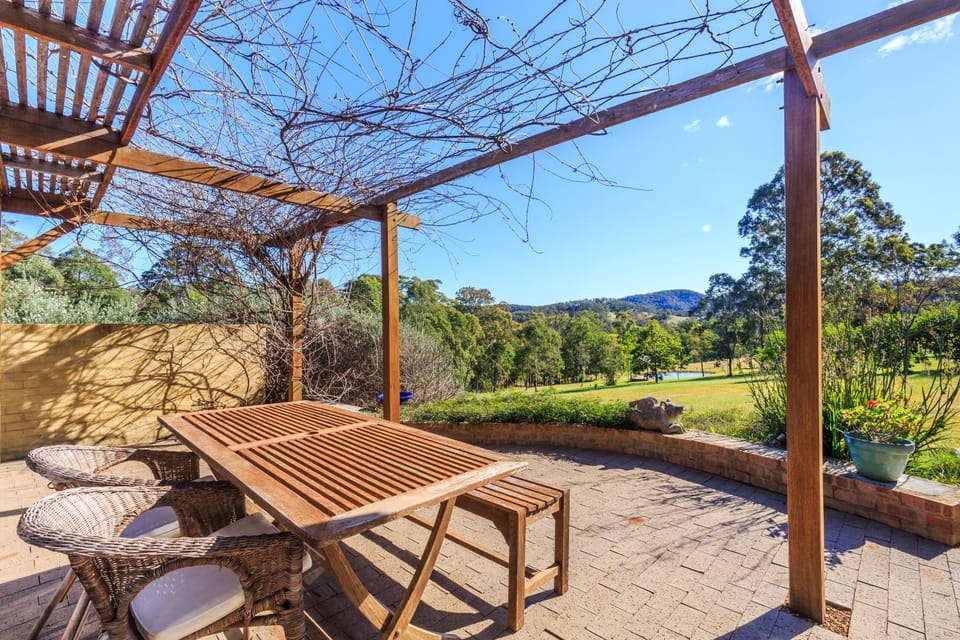 Patio, Mountain view