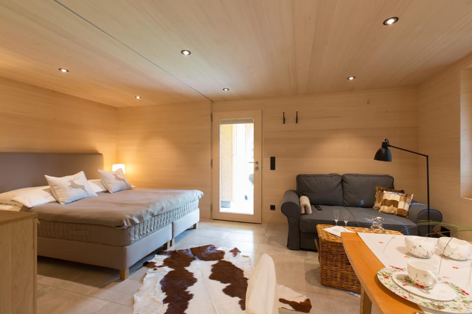 Living room, Bedroom