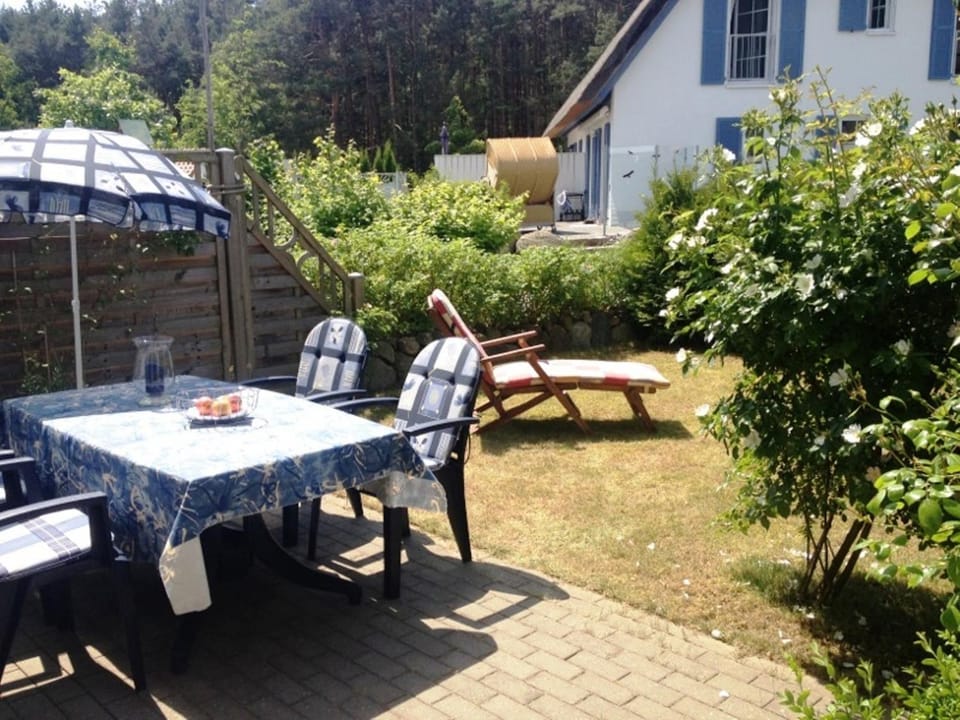 BBQ facilities, Garden, Balcony/Terrace, Dining area