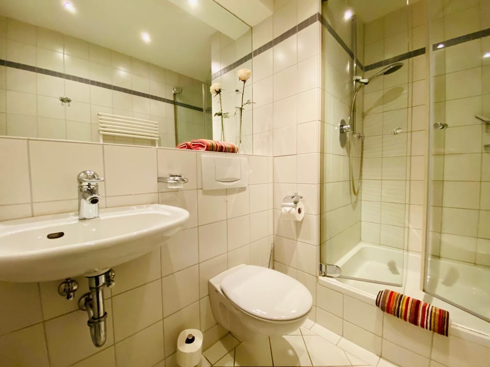 Shower, Toilet, Bathroom