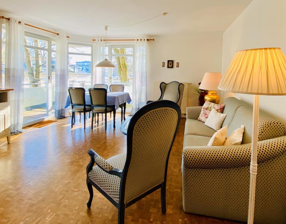 Balcony/Terrace, Living room