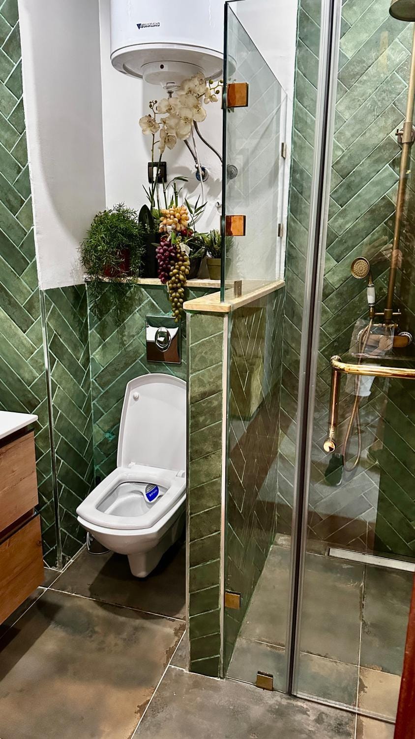 Shower, Bathroom