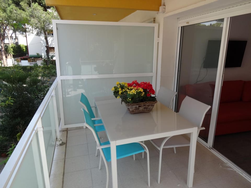 Day, Balcony/Terrace