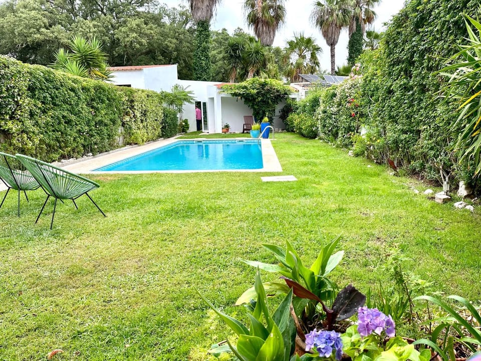 CASA DAS CORES - Sesimbra House in Setubal District