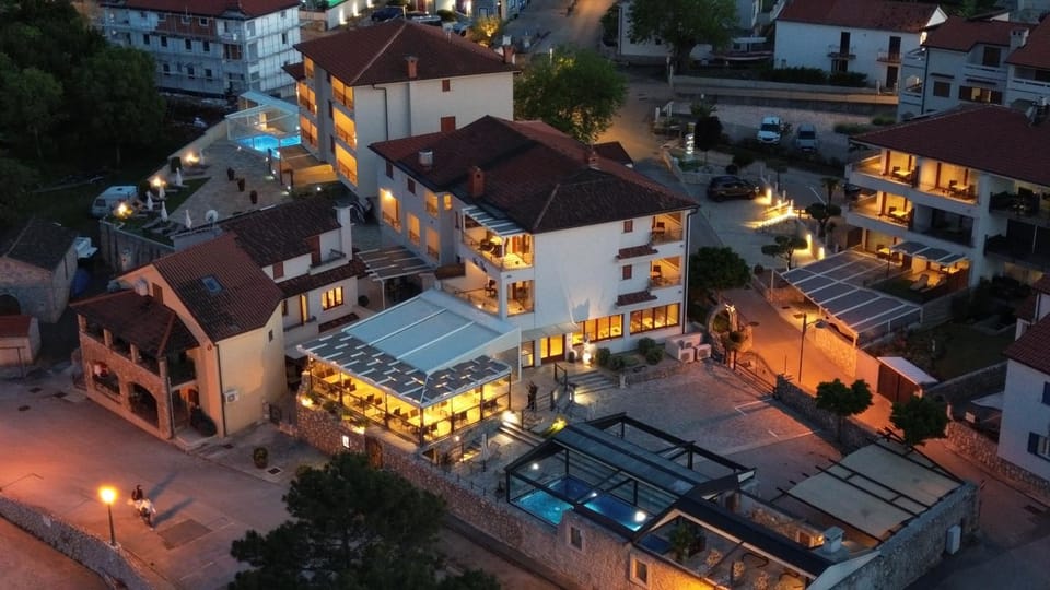 Property building, Night