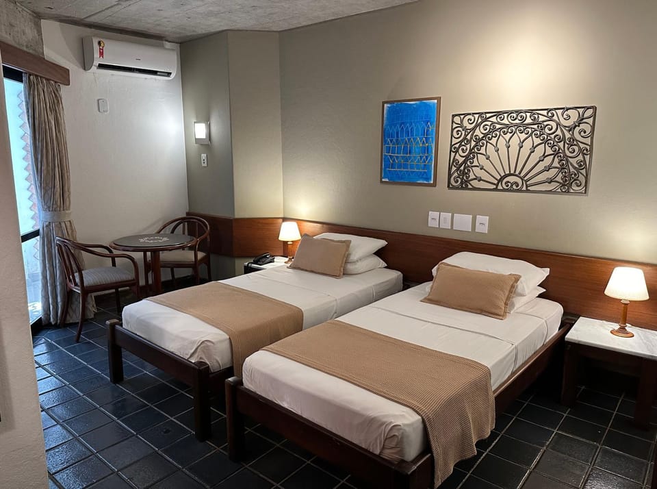 Bed, Photo of the whole room, Bedroom, air conditioner