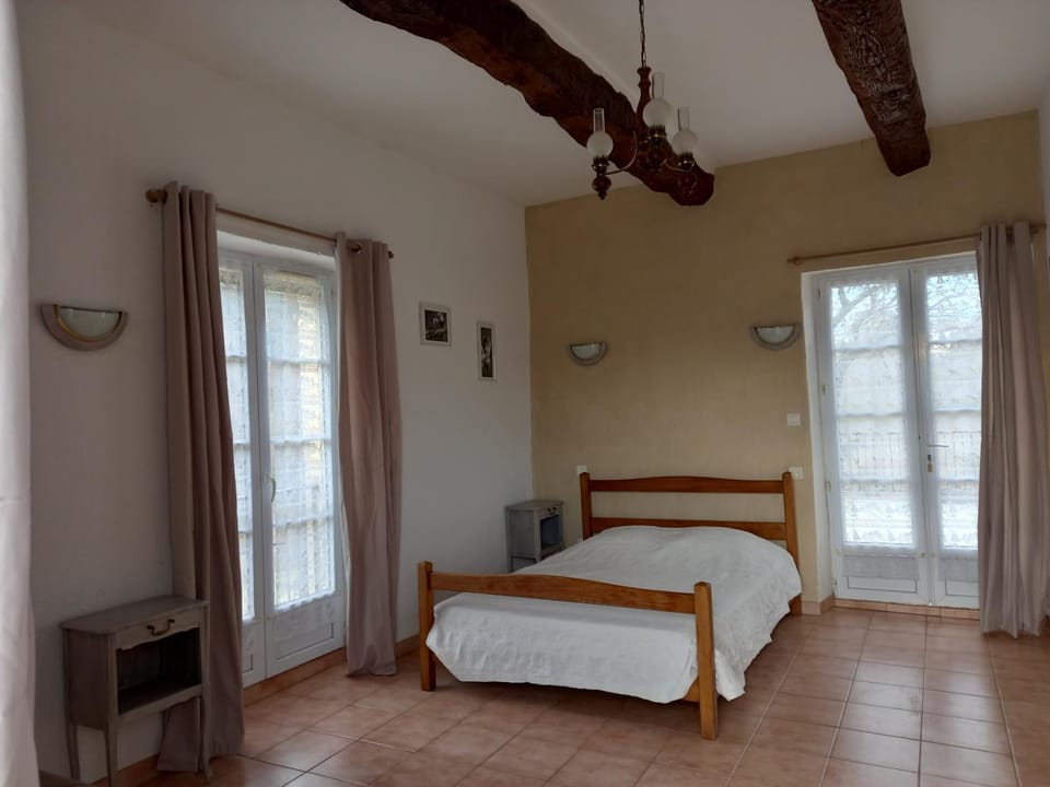 Shower, Bed, Bedroom