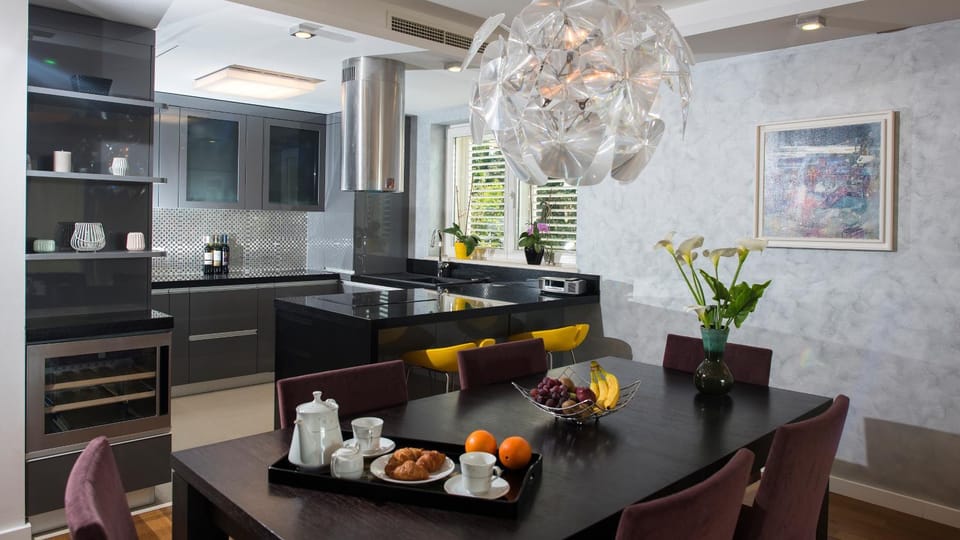 Dining area, Sea view