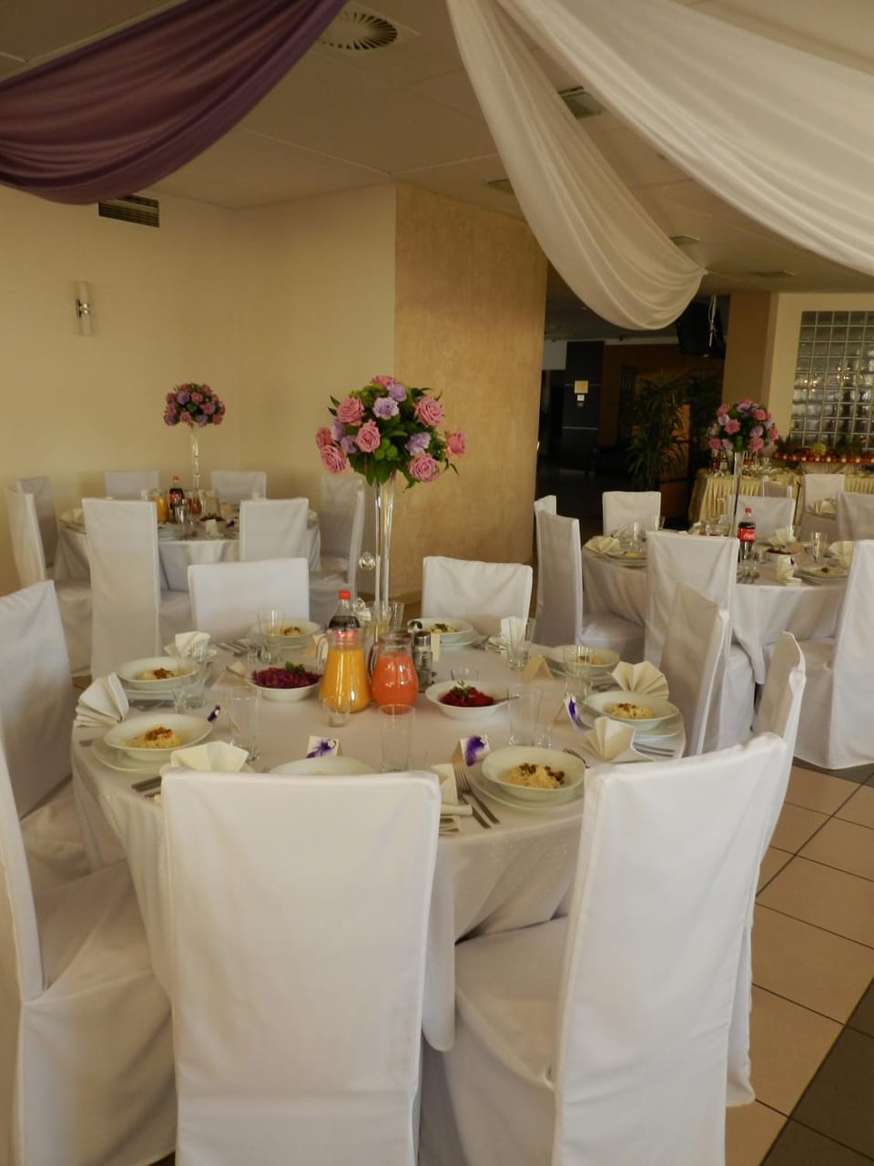 Restaurant/places to eat, Food and drinks, Banquet/Function facilities, Food, wedding