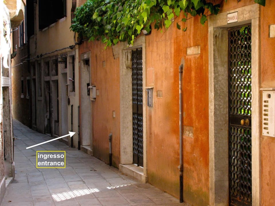 Property building, Facade/entrance, Street view