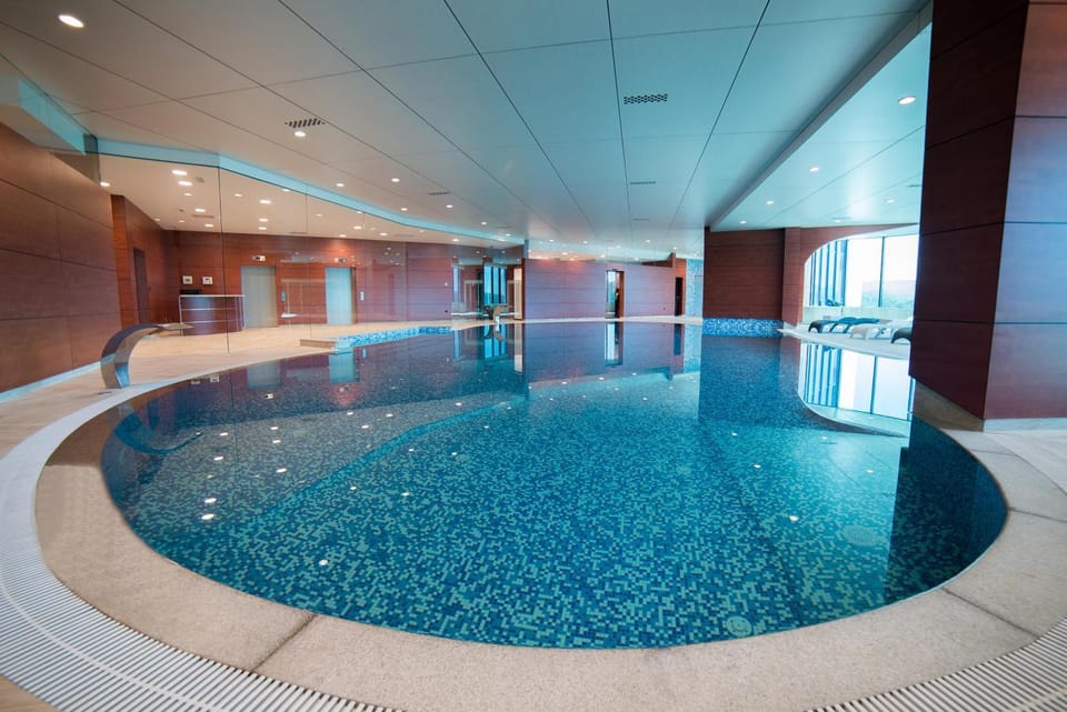 Swimming pool, Swimming pool