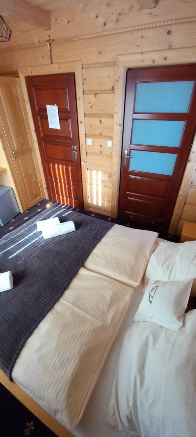 Bedroom, wardrobe