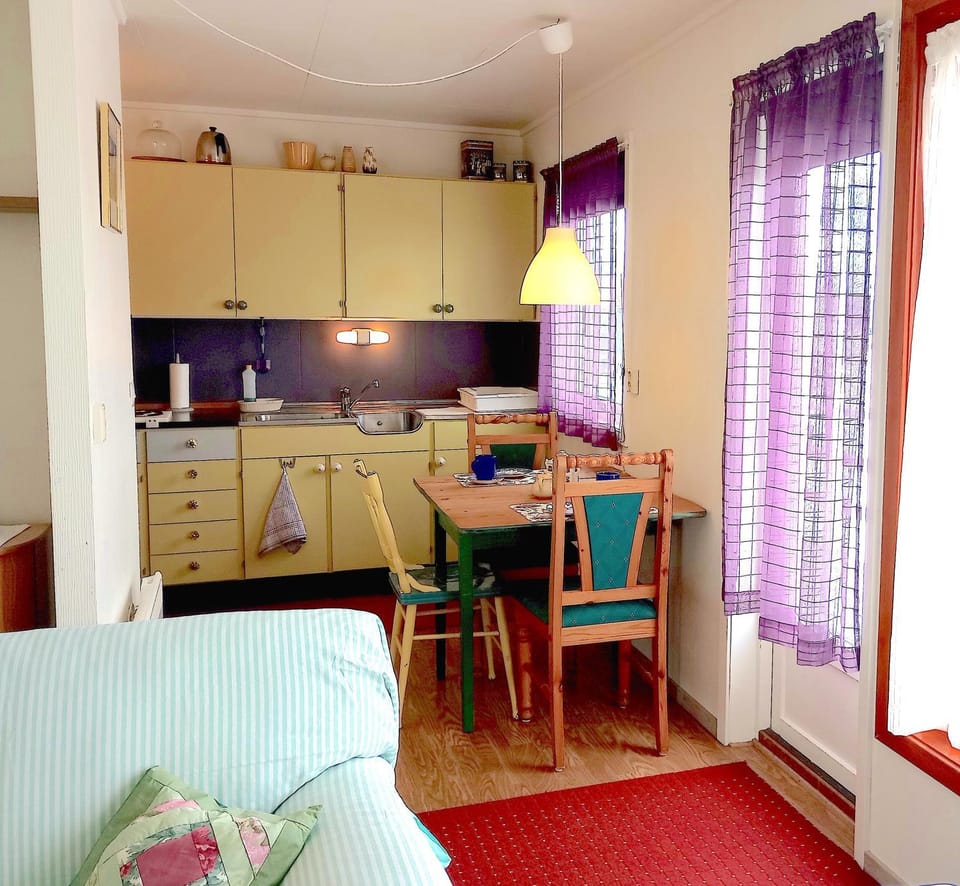 Living room, Dining area, kitchen