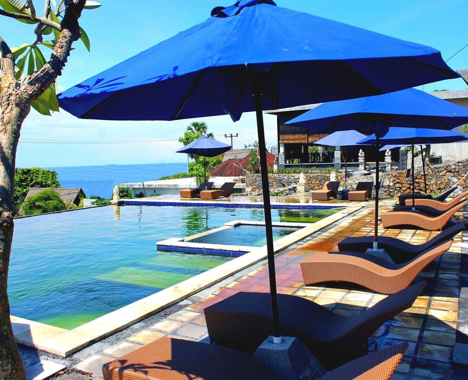 Natural landscape, Pool view, Sea view, Swimming pool, Swimming pool, sunbed