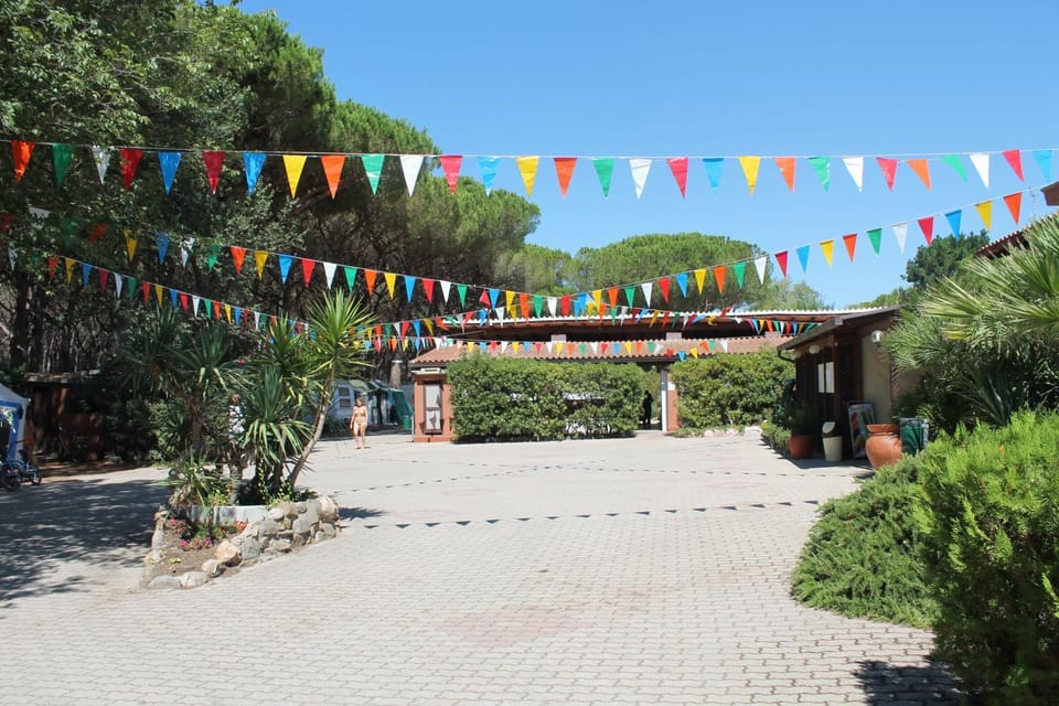 Village Camping Hawaii Campground/ 
RV Resort in Tuscany