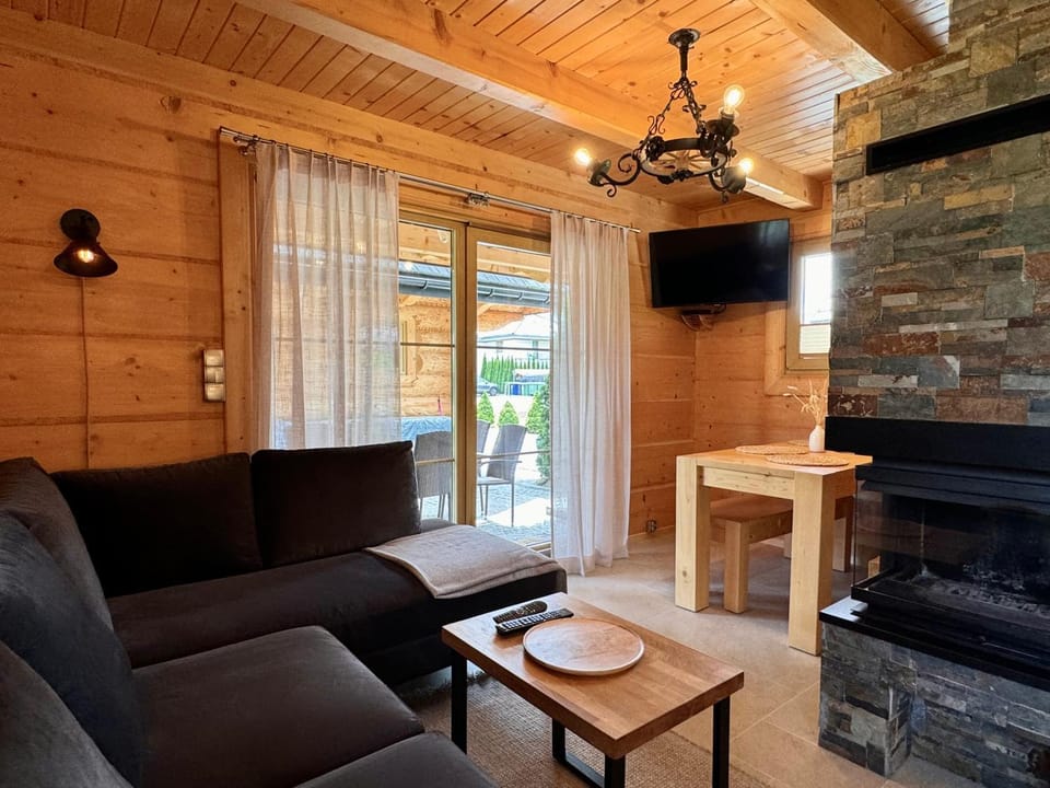 Domki Trzy Korony Chalet in Lesser Poland Voivodeship