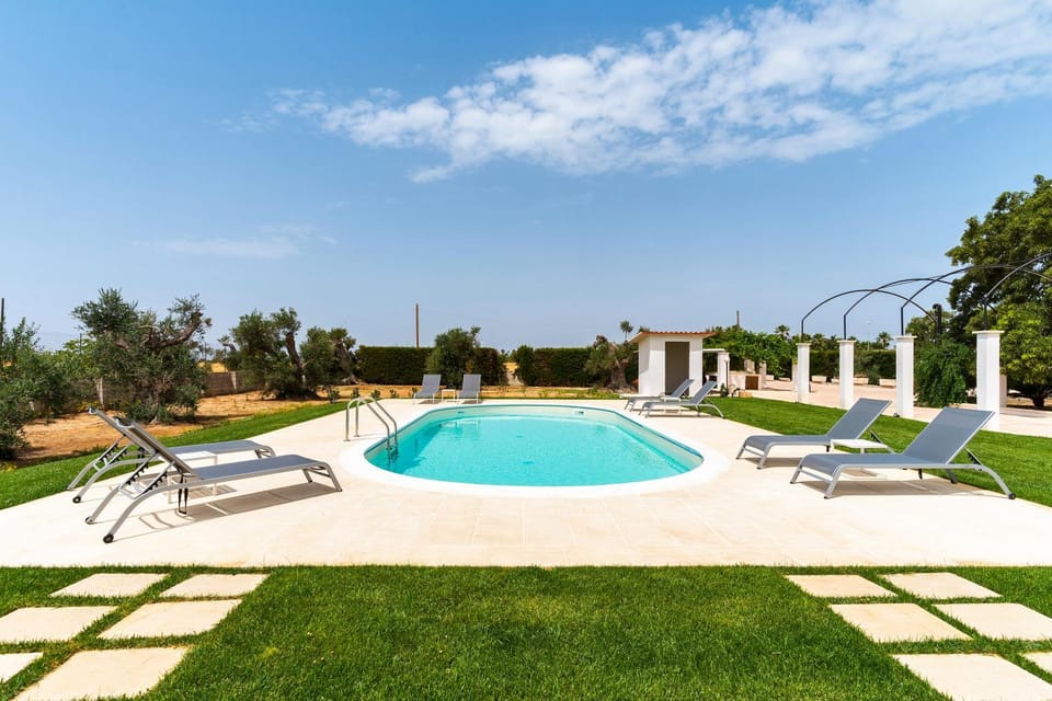 Garden, Garden view, Pool view, Swimming pool