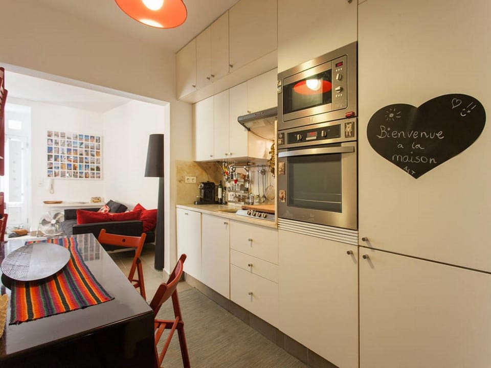 Kitchen or kitchenette, Food and drinks, Meals