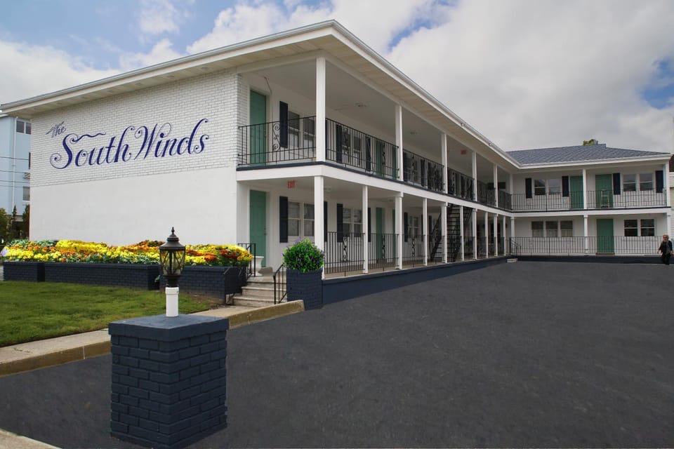 Facade/entrance, Property logo or sign