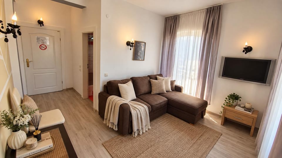 TV and multimedia, Living room, Photo of the whole room