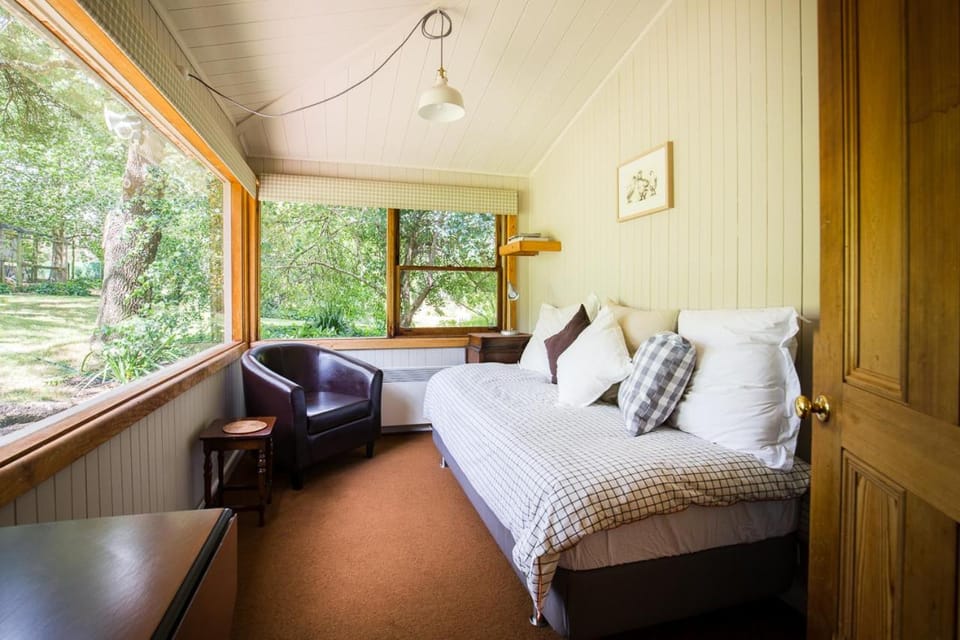Braeside Mount Macedon Country Retreat Bed and Breakfast Hotel in Macedon