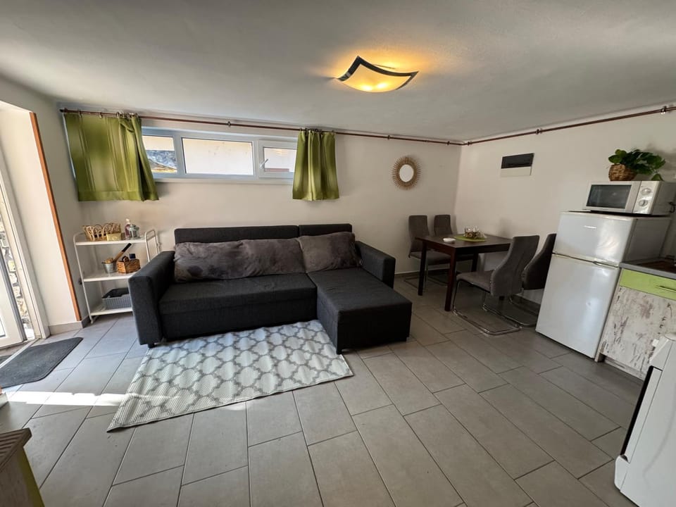 Liliana Apartman és Csónakház Apartment in Hungary