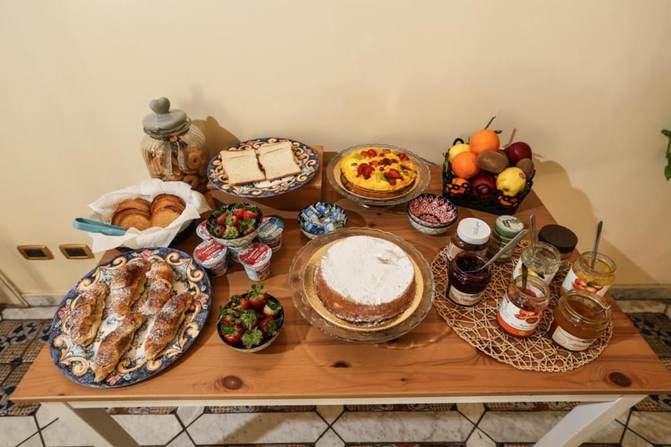 Breakfast, Buffet breakfast