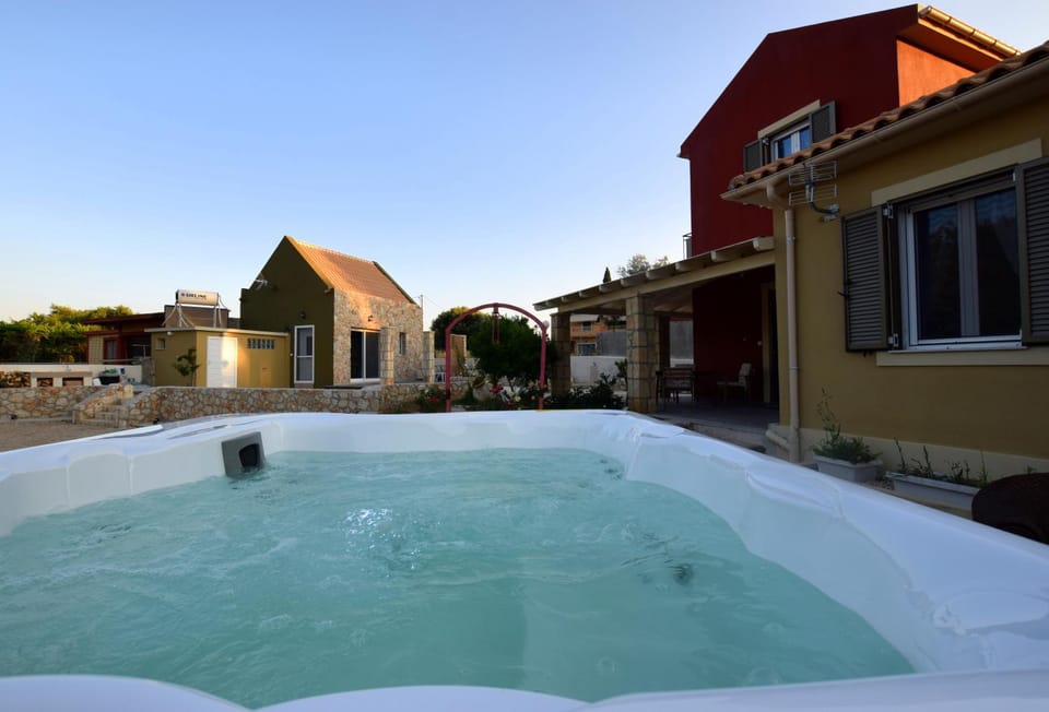 Natural landscape, Hot Tub