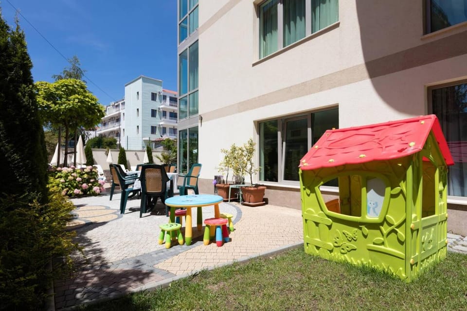 Zevs Residence Apartment in Nessebar