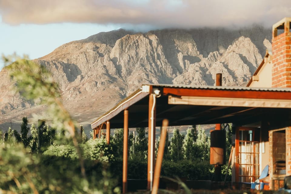 Balcony/Terrace, Mountain view