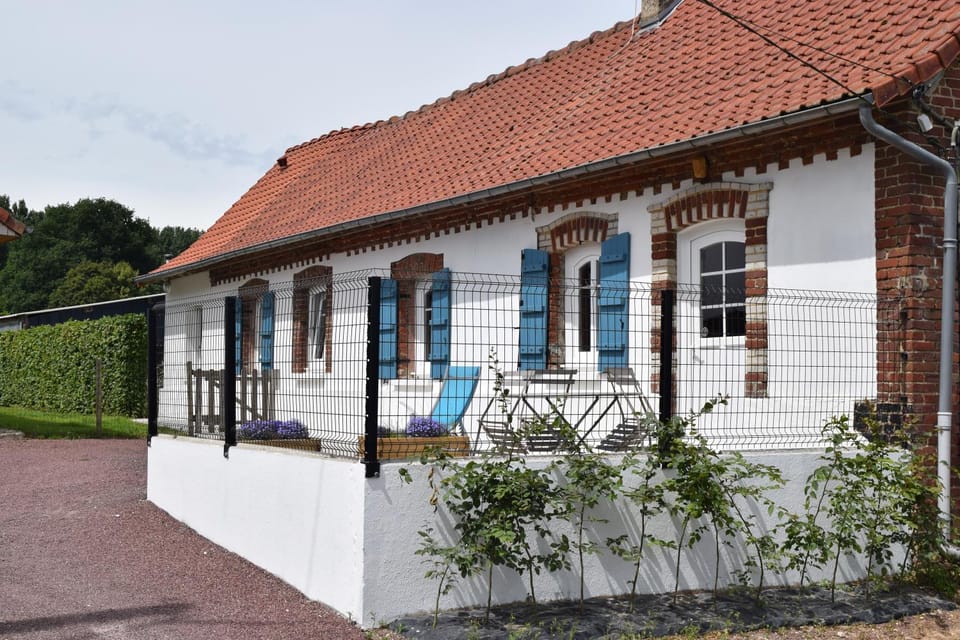 Facade/entrance, Natural landscape
