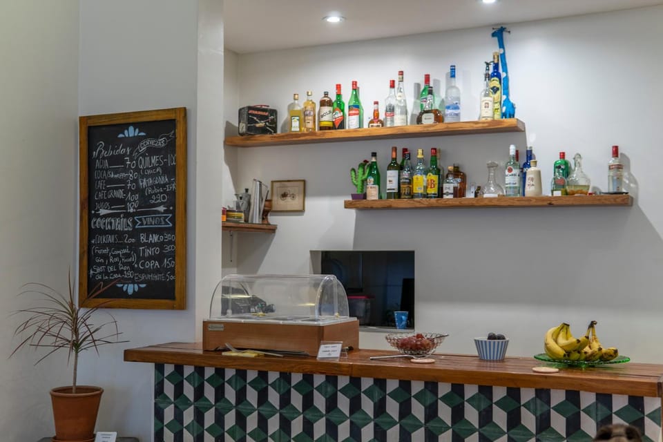 Lounge or bar, Lounge or bar