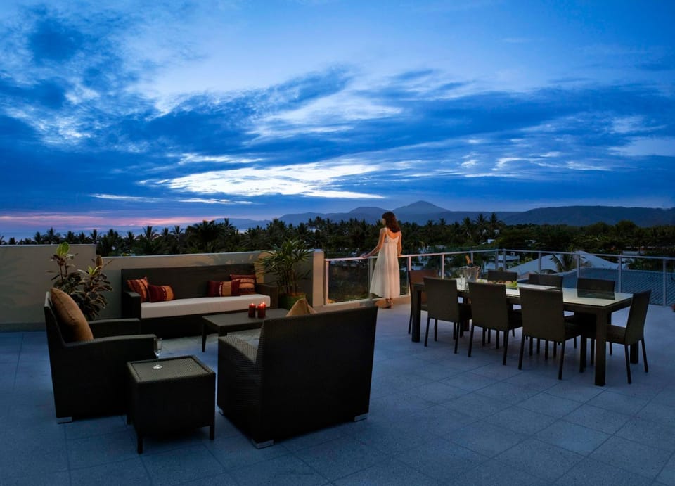 Patio, Balcony/Terrace, Mountain view
