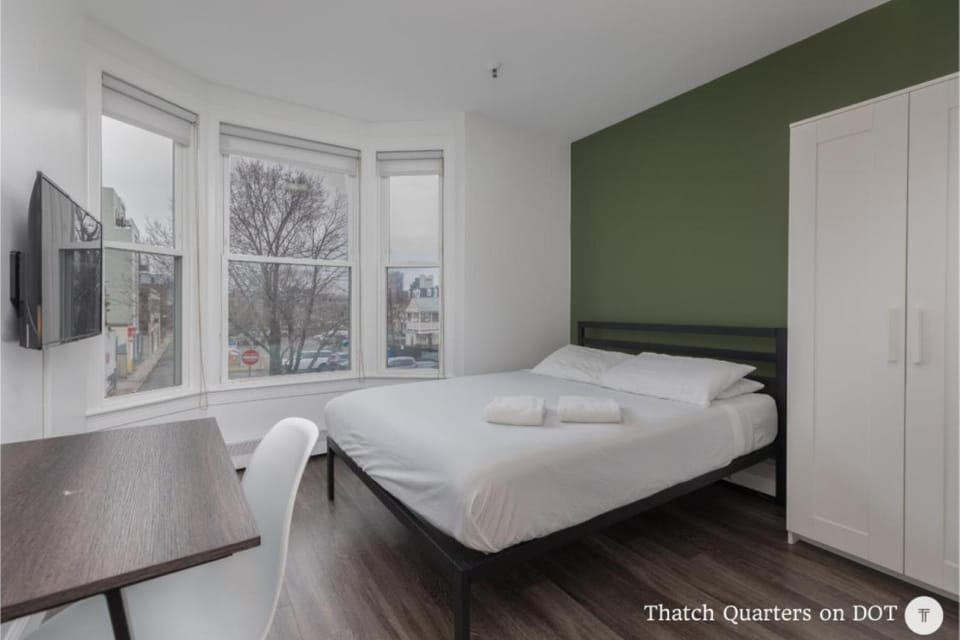 Bed, Bedroom, wardrobe