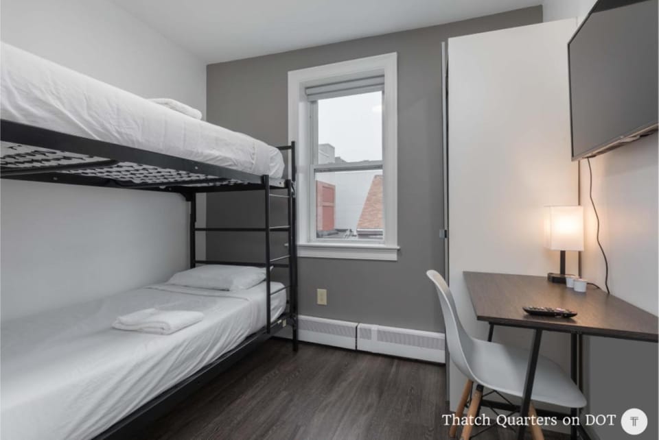 Bed, Bedroom, bunk bed