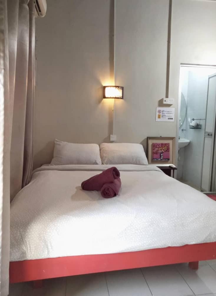 Birdnest Guesthouse, Gaia Rooftop Cafe Hostel in Federal Territory of Kuala Lumpur