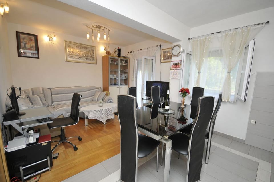 Other, Dining area